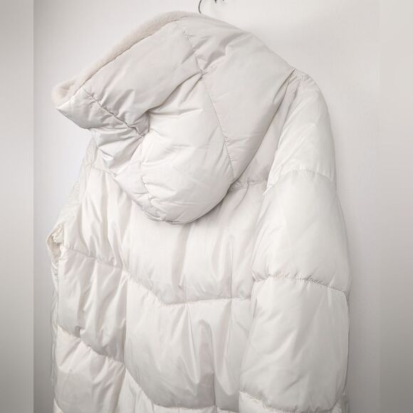 BCBGmaxazria White Puffer Winter Coat Women's Oversized XL Faux Fur Hooded Warm - Picture 9 of 16